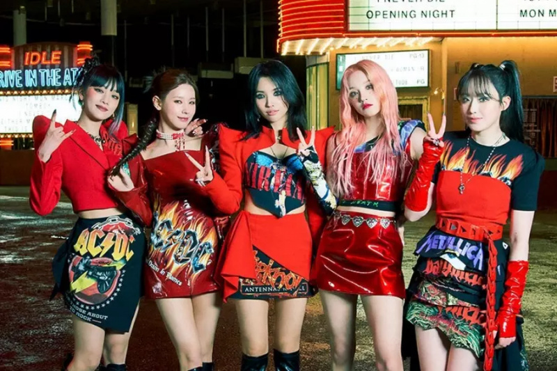  'TOMBOY' degli (G)I-DLE diventa il loro primo MV a raggiungere 300 milioni di visualizzazioni