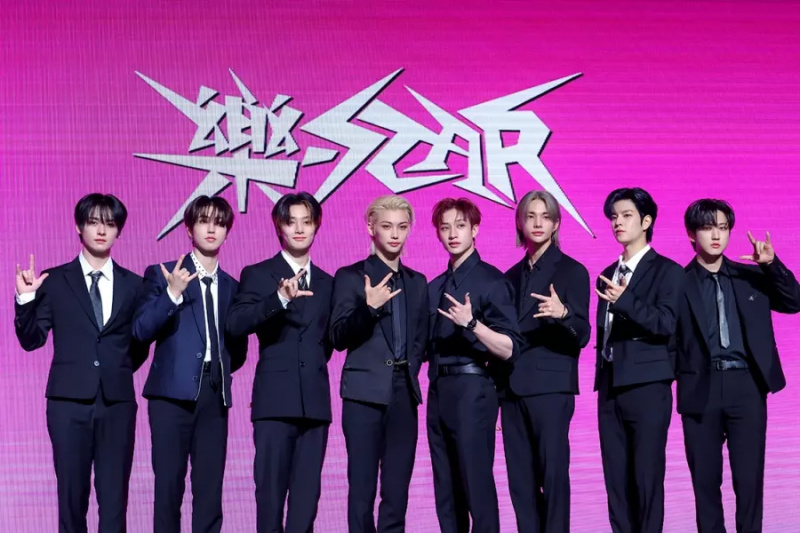 Stray Kids يصبح ثاني فنان كيبوب في تاريخ RIAA يحصل على الشهادات الذهبية الأمريكية بأكثر من ألبوم واحد
