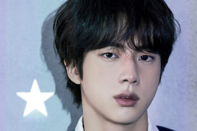 Jin BTS dosáhl 3. nejvyššího prodeje za první týden jakéhokoli sólisty v historii Hanteo s „The Astronaut“