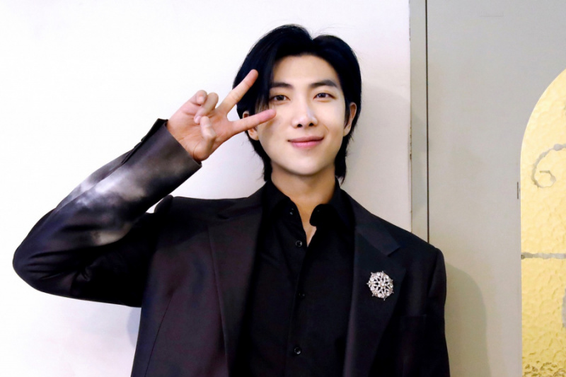 RM de BTS devient le premier soliste masculin coréen de l'histoire à passer 4 semaines au Billboard 200