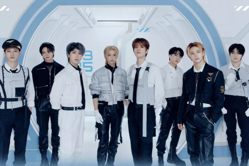 Stray Kids чупи рекорд за най-високи продажби през първата седмица на всеки албум в историята на Hanteo