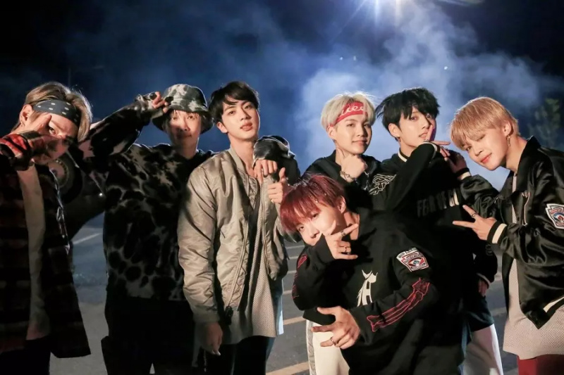 BTS's 'MIC Drop'-remix bliver deres 4. MV til at nå 1,4 milliarder visninger