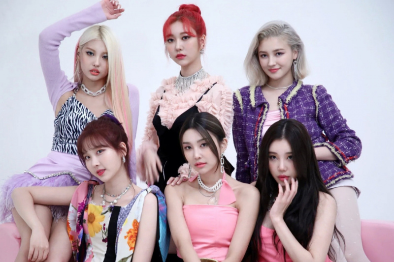 MOMOLAND ने आधिकारिक तौर पर विघटन की घोषणा की