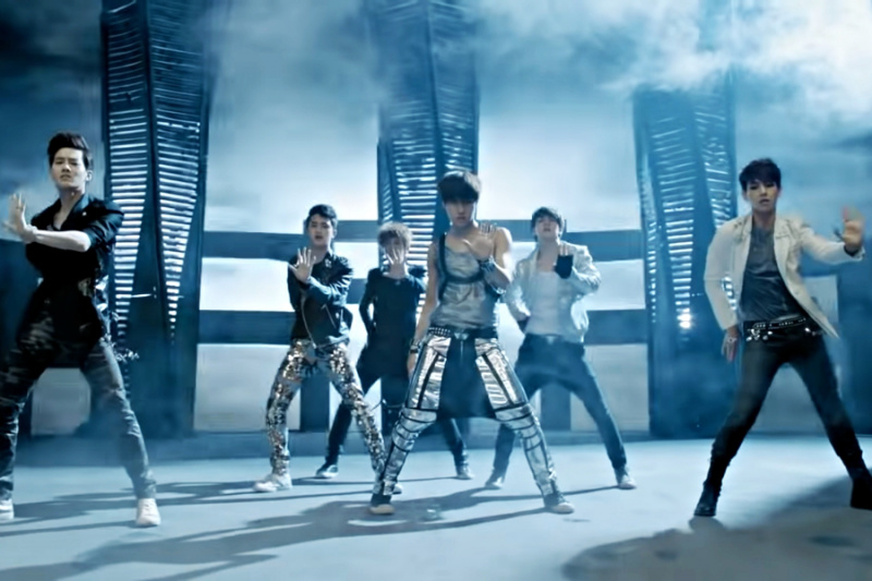 EXO „MAMA“ se stává jejich 13. skupinovým MV, které dosáhlo 100 milionů zhlédnutí