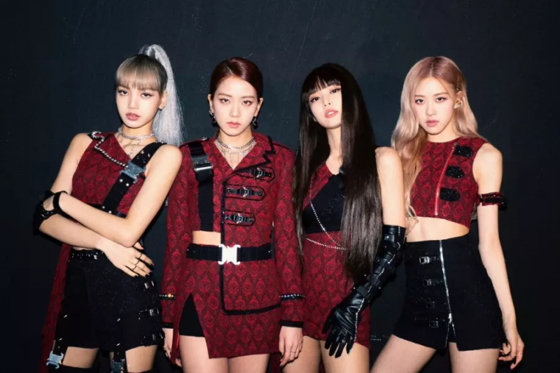 BLACKPINK กลายเป็นศิลปิน K-Pop คนแรกในประวัติศาสตร์ที่มียอดวิว 1.9 พันล้านวิวด้วย 2 MV