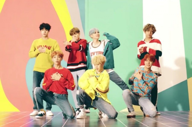 'DNA' BTS Menjadi MV Grup Korea Pertama yang Mencapai 600 Juta Views