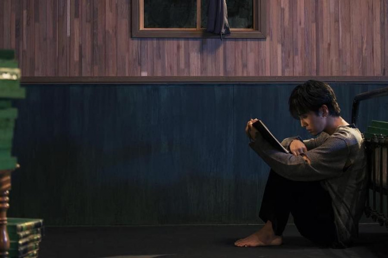 Банг Йонг Гук з сольним релізом «Hikikomori» показав сильну позицію в чартах iTunes K-Pop