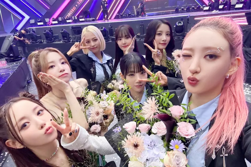El grup 'Queendom Puzzle' EL7Z UP revela la data i l'horari de debut