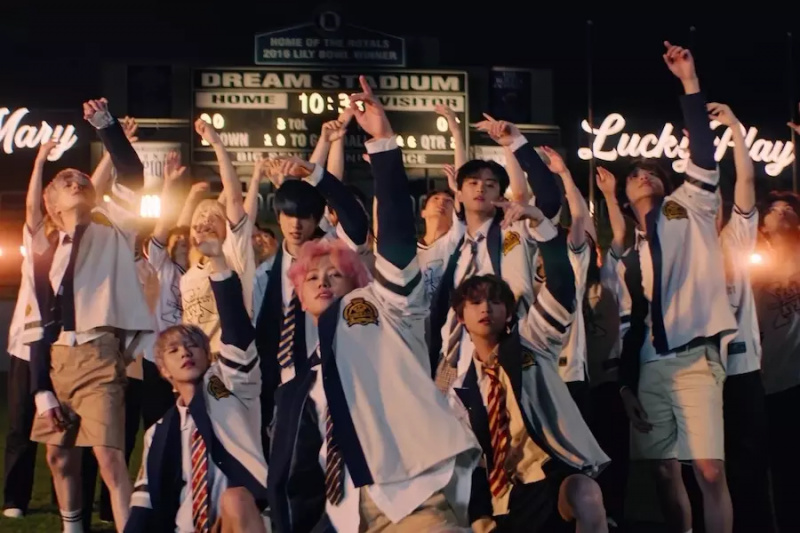 Ansehen: NCT DREAM macht in herzerwärmendem MV ein Ferngespräch für den Vorab-Release-Track „Broken Melodies“