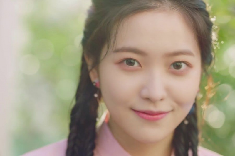Actualització: Yeri de Red Velvet sorprèn al teaser del MV 'Dear Diary'.