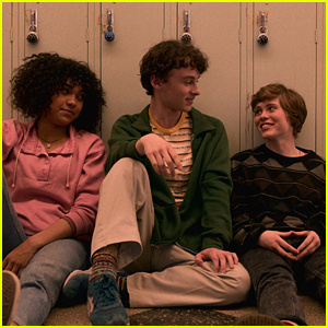 סופיה ליליס וויאט אולף מתאחדים למען'I Am Not Okay With This' Netflix Series