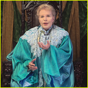 Fans er begejstrede for Netflixs 'Mucho Mucho Amor'-dokumentar om den latinske astrolog Walter Mercado | Netflix, Walter Mercado