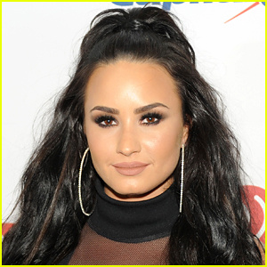 黛米洛瓦托 (Demi Lovato) 透露了她理想婚纱的重要线索 |黛米洛瓦托