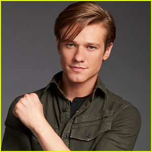 Zvijezda 'MacGyvera' Lucas Till govori o zlostavljanju od strane otpuštene showrunnerice; Kaže da je bio suicidalan u prvoj sezoni serije | Lucas Till