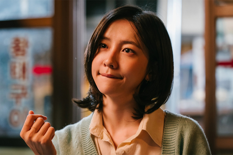 Park Ji Hyun és un aspirant a escriptor de contes de fades convertit en novel·lista web amb qualificació R a la propera pel·lícula de comèdia