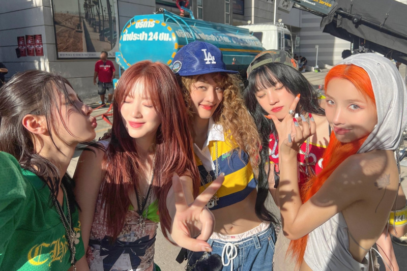 Дивіться: (G)I-DLE здобув першу перемогу за «Klaxon» на «Inkigayo»; Виступи Stray Kids, Кім Дже Джуна з JYJ та інших