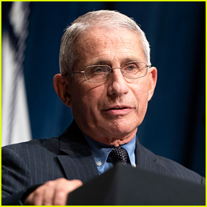 Dr Anthony Fauci przechodzi operację usunięcia polipa ze strun głosowych | Antoni Fauci