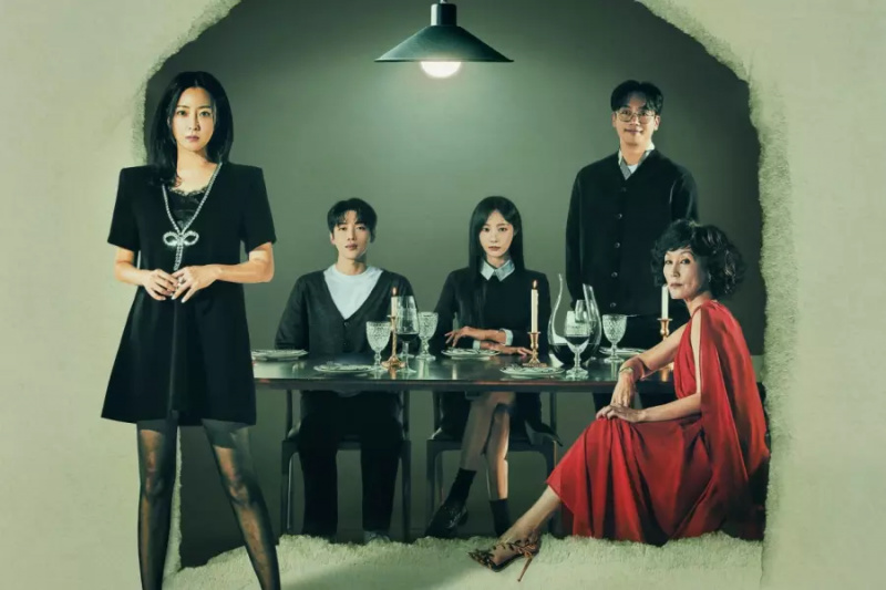 Kim Hee Sun a jej rodina vás vítajú v „Bitter Sweet Hell“ v novej dráme