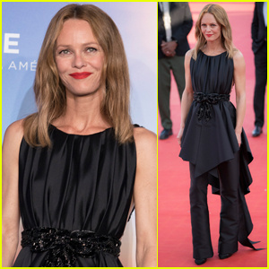 Vanessa Paradis Sports Chic hlače za ceremoniju zatvaranja Festivala američkog filma u Deauvilleu 2020. | Vanessa Paradis