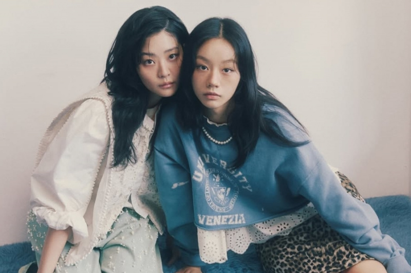 Hyeri e Chung Su Bin Dish sul prossimo dramma 'Amichevole rivalità' e le sfide di giocare agli studenti delle scuole superiori