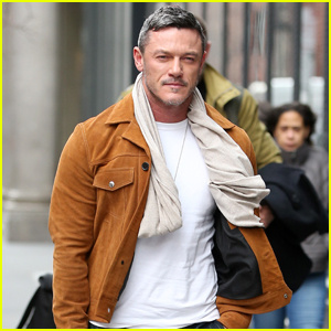 Luke Evans promotet seine neue Musik in NYC! | Lukas Evans