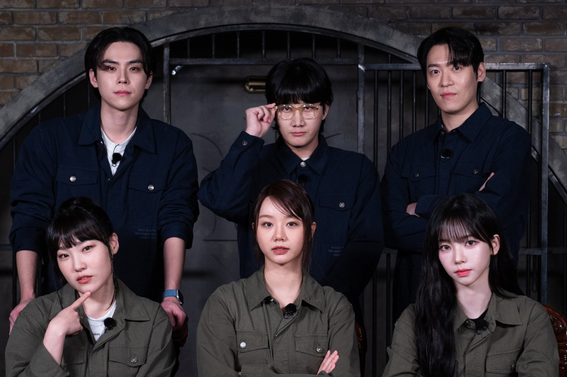 Karina, Hyeri, Kim Do Hoon und andere sprechen über ihre Rollen in der neuen Varieté-Show „Agents Of Mystery“