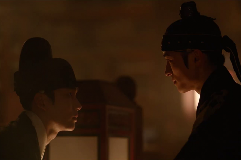 Katso: Tang Jun Sang kohtaa Nam Da Reumin yritykset poistaa tuskallista historiaa 'The History Of Us' -videossa