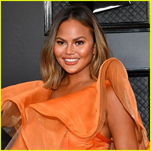 Chrissy Teigen ne't Like Girl Scout Cookies, But Still Revealed How She'd Rank Them