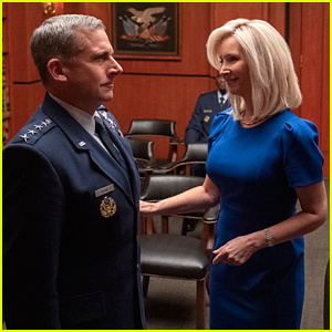 Лиса Кудров Дидн't Actually Know There Was A Real Space Force When She Filmed The Netflix Show