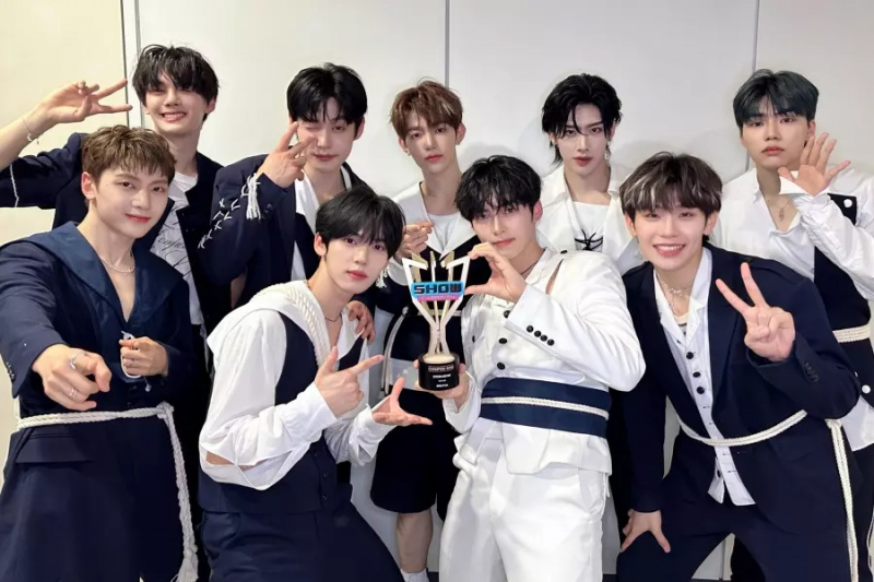 ชม: ZEROBASEONE คว้าชัยชนะครั้งที่ 2 สำหรับ “Feel The POP” ในรายการ “Show Champion”; การแสดงโดย TripleS And More
