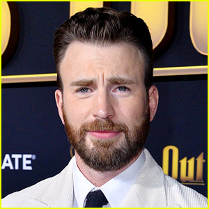 Chris Evans กล่าวว่าทริปลอนดอนล่าสุดคือการทำงาน พูดถึงการออกกำลังกายเพื่อกักบริเวณ | คริส อีแวนส์