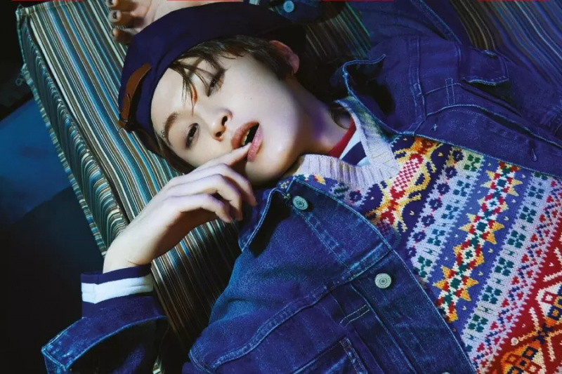 দেখুন: NCT's Mark Teases New Single