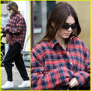 Kendall Jenner rockar en rutig jacka medan han shoppar i LA | Kendall Jenner