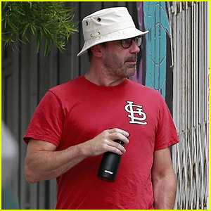 Jon Hamm cho biết anh ấy đặt tiêu chuẩn cao cho các dự án sau ‘Mad Men’ | Jon Hamm