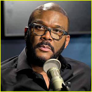 Tyler Perry spreekt zich uit na vermeende zelfmoord van neef in gevangenis | Tyler Perry