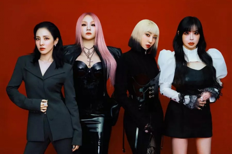 Anschauen: YG kündigt 2NE1 an's Return With Global Tour