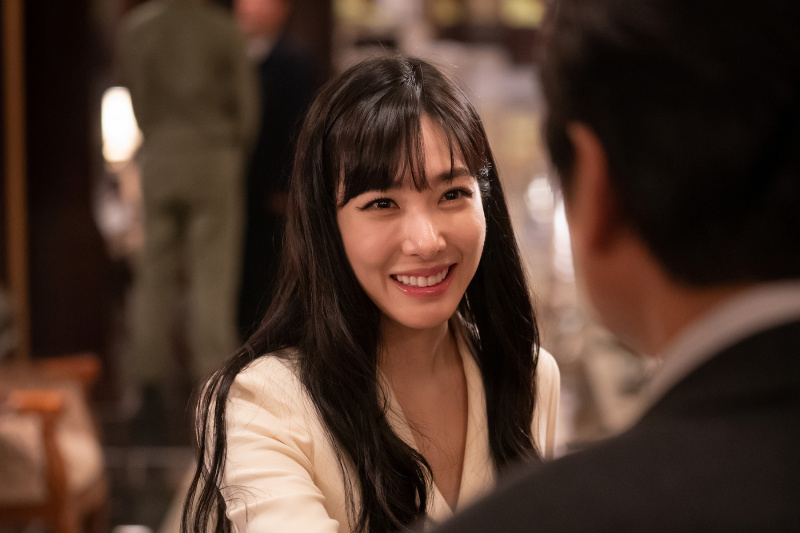 Tiffany Young yra charizmatiška fondo režisierė naujoje dramoje „Dėdė Samsikas“