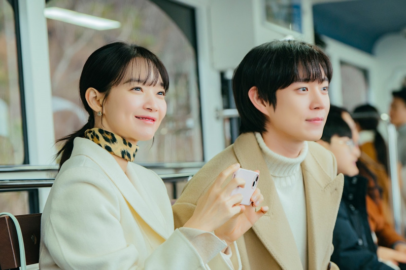 Shin Min Ah og Kim Young Dae går på date i «No Gain No Love»