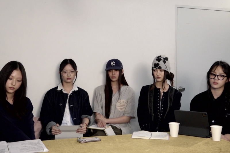 NewJeans מדבר נגד HYBE's Dismissal Of Min Hee Jin + Asks For Her Reinstatement As CEO By September 25