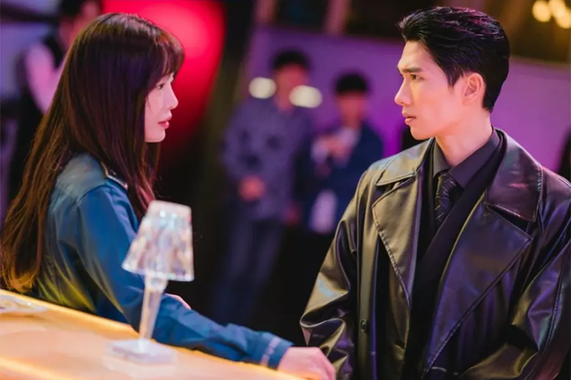 Han Sun Hwa a Um Tae Goo vyrazia na rockový štart v novom Rom-Com „My Sweet Mobster“