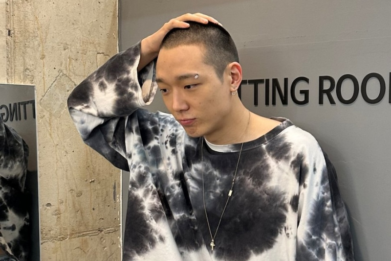 Bobby degli iKON inizia il servizio obbligatorio