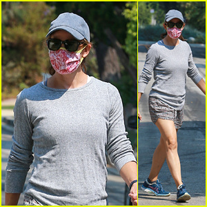 Jennifer Garner verifica a construção de sua nova casa | Jennifer Garner