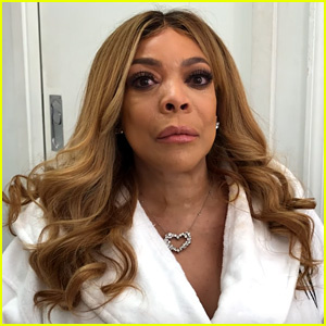 Wendy Williams Menangis Saat Minta Maaf Atas Komentar Soal Pria Gay - Tonton (Video)