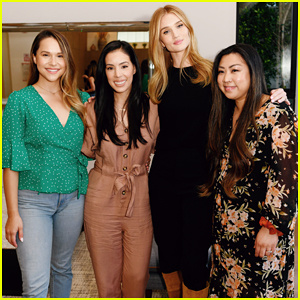 Rosie Huntington-Whiteley celebra les mares que es mereixen amb el dia dels mimos! | Rosie Huntington-Whiteley