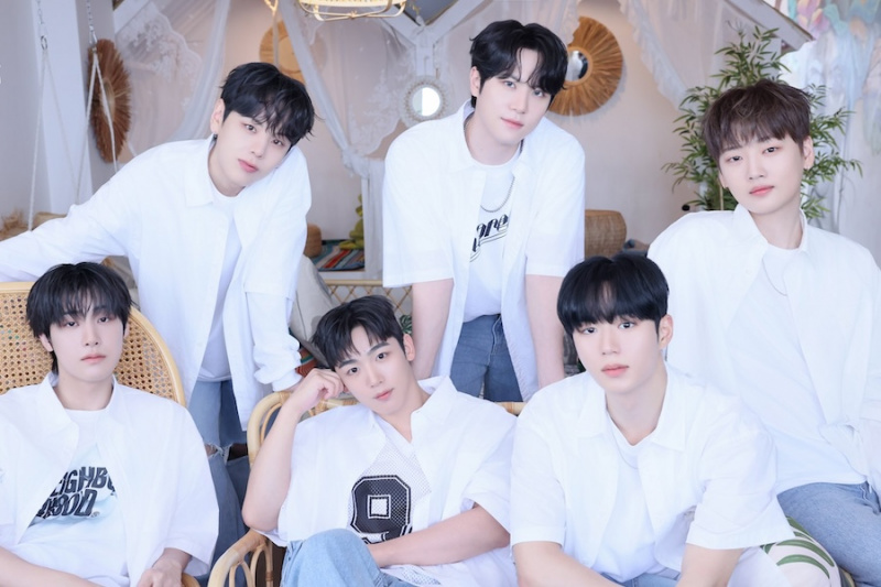 WEI annonce'The Feelings' Comeback + Kim Yo Han To Not Participate Due To Drama Filming