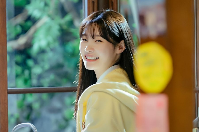 Jung Chaeyeon est une fille joyeuse qui protège ce qui lui est précieux dans le nouveau drame 'Family By Choice'