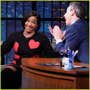 Tiffany Haddish đã nói rằng Rose Byrne đã ‘bảo vệ’ cái bom của cô ấy khỏi cặp đôi đồng tính mà cô ấy gặp tại quán bar! | Tiffany Haddish
