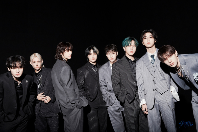 Stray Kids devine primul artist din istoria Billboard 200 care debutează pe locul 1 cu primele 6 intrări