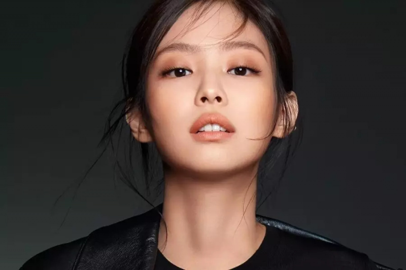 Aggiornamento: Jennie delle BLACKPINK risponde alle segnalazioni di un ritorno da solista a giugno