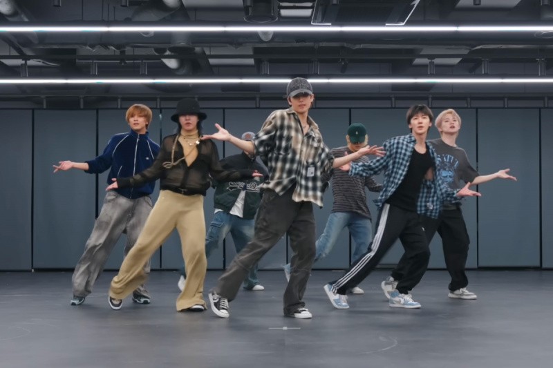 Παρακολουθήστε: NCT DREAM ξεσπά στα γέλια σε νέο βίντεο εξάσκησης χορού για το 'When I'm With You'